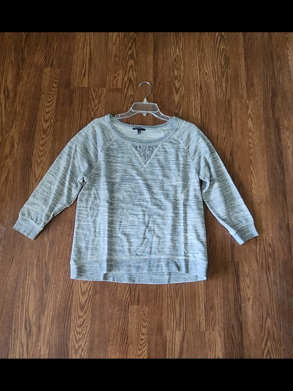 Light Gray Women's Pullover Sweatshirt with Embroidered Detail